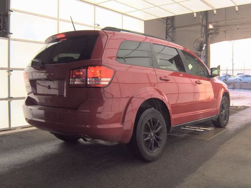 Used 2020 Dodge Journey SE w/ Blacktop Package image 3