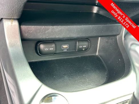 Used 2021 Kia Seltos S AWD/4WD image 21
