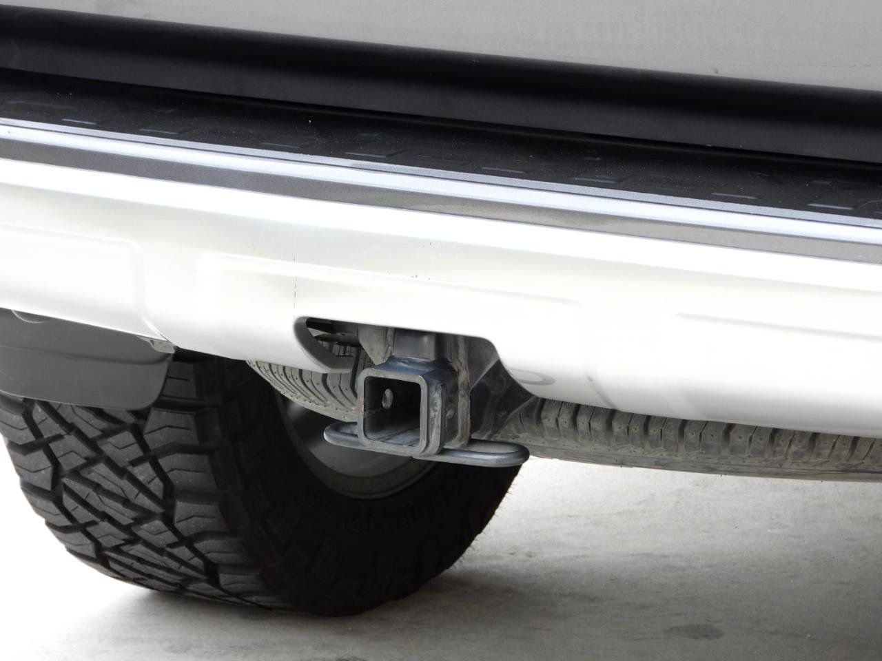 Used 2018 Toyota 4Runner TRD Off-Road Premium AWD/4WD image 19