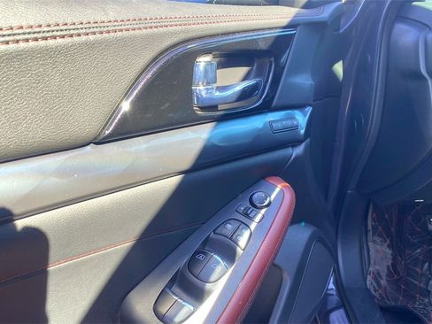 Used 2021 Nissan Maxima Platinum w/ 40th Anniversary Package image 7