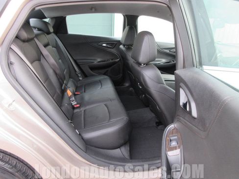 Used 2024 Chevrolet Malibu LT image 15