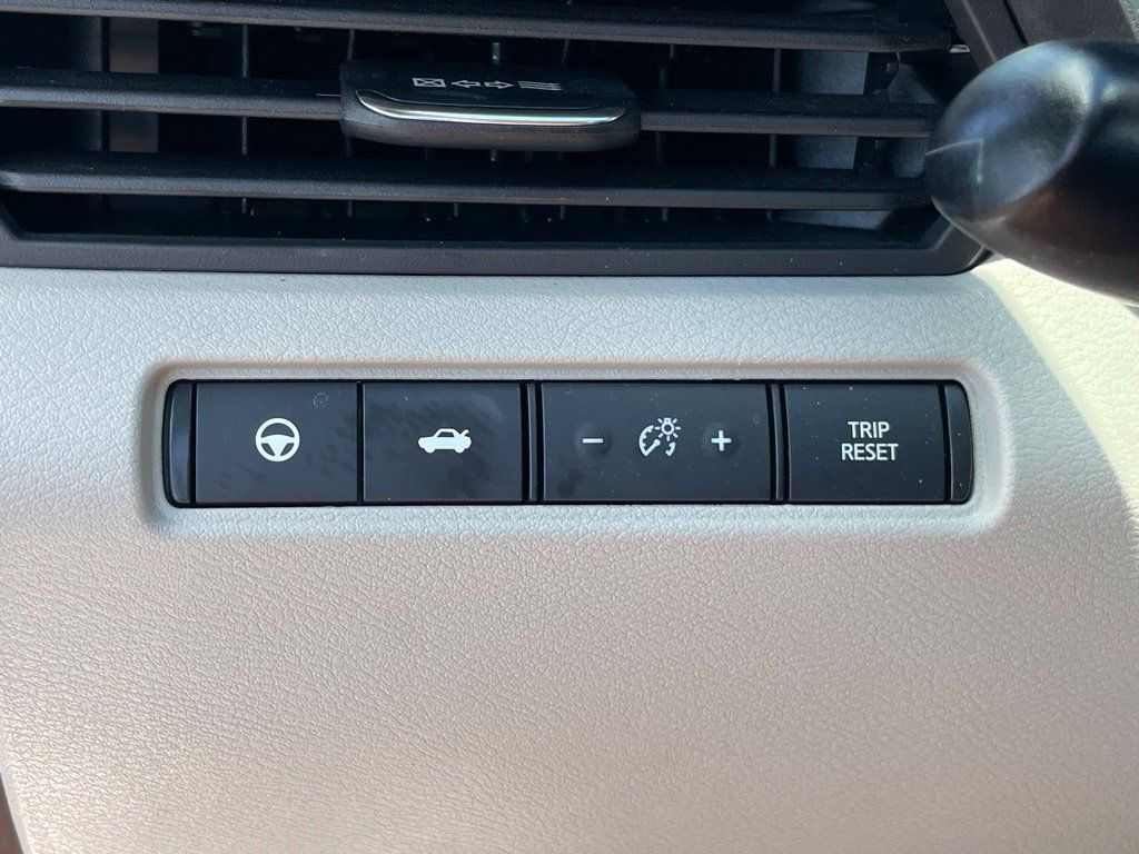Certified 2023 Nissan Altima 2.5 SL FWD image 13