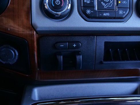 Used 2016 Ford F450 King Ranch w/ King Ranch w/Chrome Package image 16