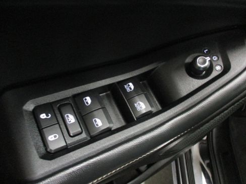 Used 2022 Jeep Grand Cherokee Altitude image 16