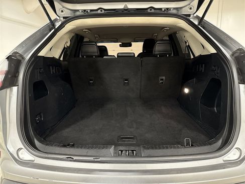 Used 2020 Ford Edge SEL image 23