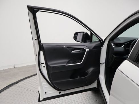 Used 2023 Toyota RAV4 XSE image 16