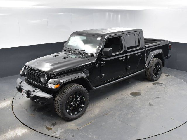 Used 2025 Jeep Gladiator Sport AWD/4WD image 39