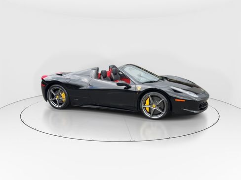 Used 2012 Ferrari 458 Spider image 9