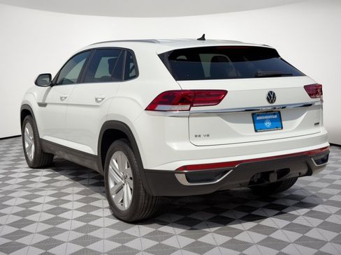Used 2022 Volkswagen Atlas Cross Sport SE AWD/4WD image 3