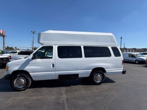 Used 2001 Ford E-350 and Econoline 350 Extended Super Duty image 9