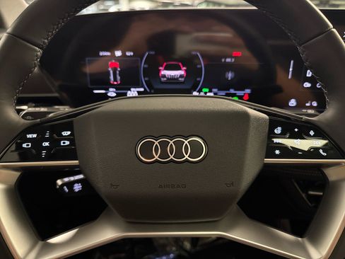 Used 2025 Audi Q6 e-tron Premium Plus AWD/4WD image 22