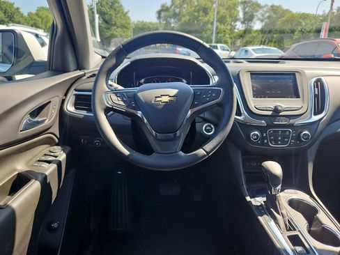 Used 2024 Chevrolet Equinox LT FWD image 13