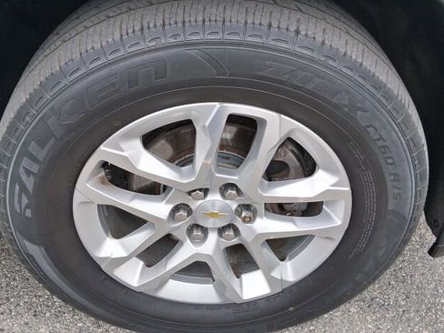 Used 2018 Chevrolet Traverse LT image 8