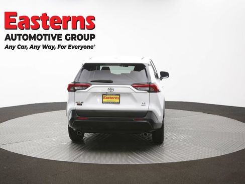 Used 2024 Toyota RAV4 LE AWD/4WD image 36