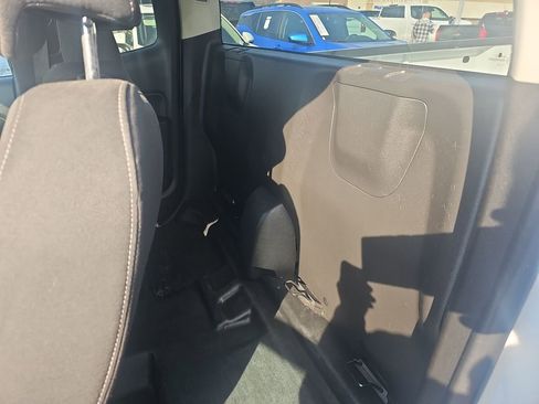 Used 2022 Chevrolet Colorado LT w/ Fleet Safety Package image 29