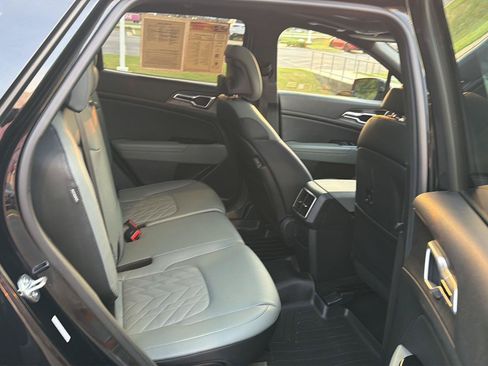Used 2024 Kia Sportage X-Line w/ X-Line Premium Package AWD/4WD image 12