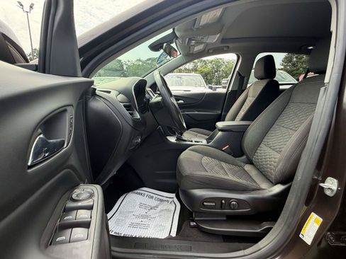 Used 2020 Chevrolet Equinox LT FWD image 9