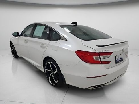 Used 2022 Honda Accord Sport image 5