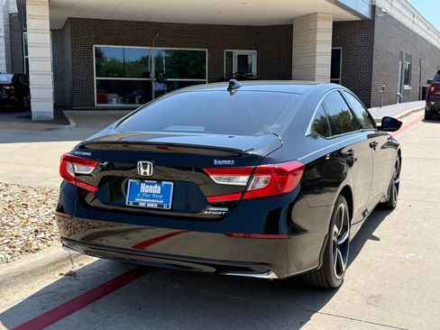 Used 2022 Honda Accord Sport image 5