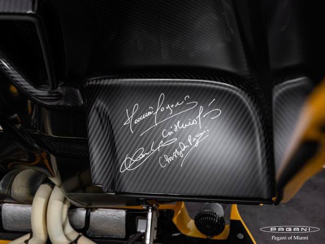 Used 2024 Pagani Utopia RWD image 42