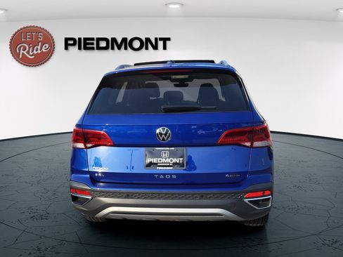 Used 2024 Volkswagen Taos SEL AWD/4WD image 6
