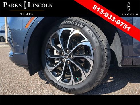 Certified 2024 Lincoln Nautilus Reserve w/ Equipment Group 202A image 33