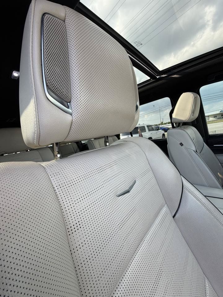 Used 2021 Cadillac Escalade Sport w/ Driver Assist Tech Package AWD/4WD image 37