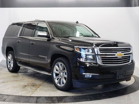 Used 2015 Chevrolet Suburban LTZ image 9