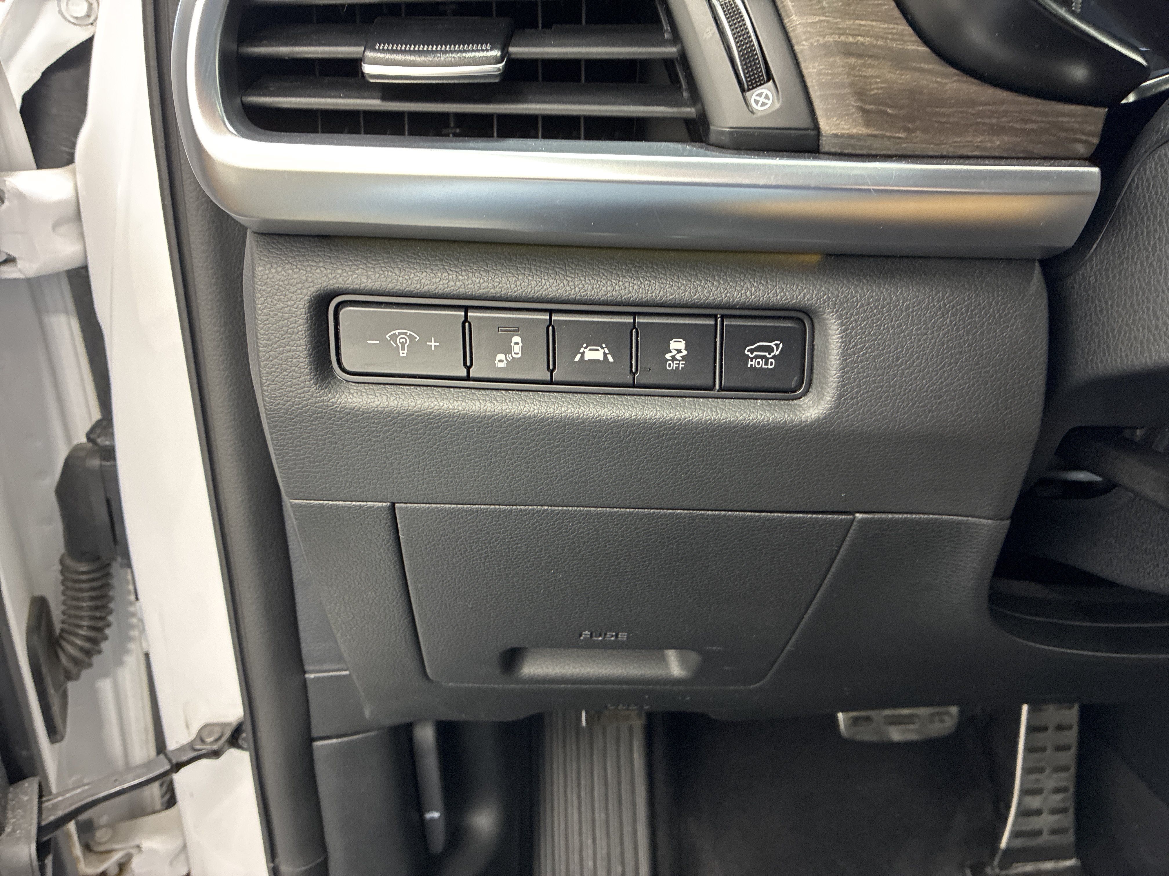Used 2021 Kia Telluride SX w/ Towing Package AWD/4WD image 18