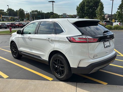 Used 2024 Ford Edge SEL w/ Convenience Package AWD/4WD image 8