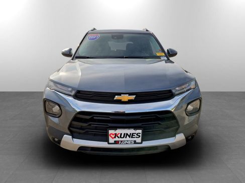 Used 2021 Chevrolet TrailBlazer LT w/ Convenience Package image 4