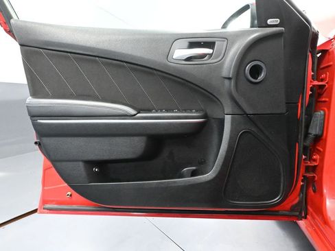 Used 2018 Dodge Charger GT image 19