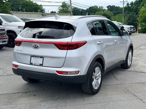 Used 2019 Kia Sportage LX w/ LX Popular Package AWD/4WD image 6