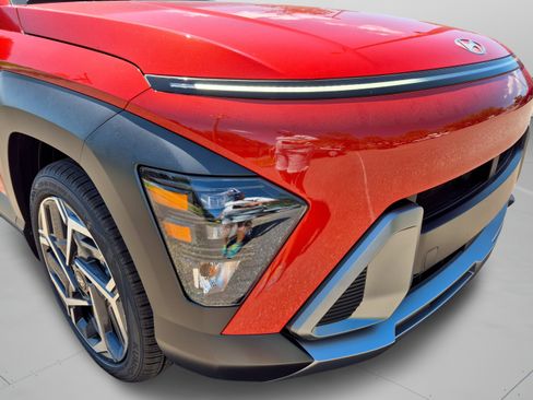 New 2026 Hyundai Kona SEL Premium FWD image 32