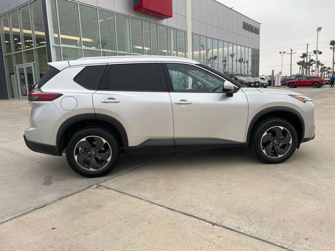 Certified 2025 Nissan Rogue SV w/ SV Premium Package FWD image 2