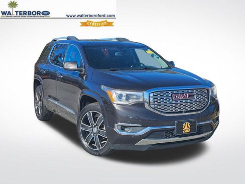 Used 2017 GMC Acadia Denali w/ Technology Package image 1