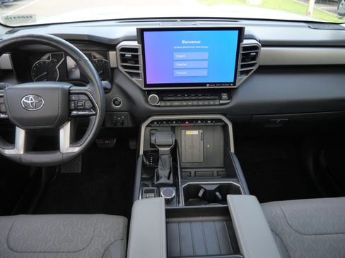 Certified 2022 Toyota Tundra Limited AWD/4WD image 10