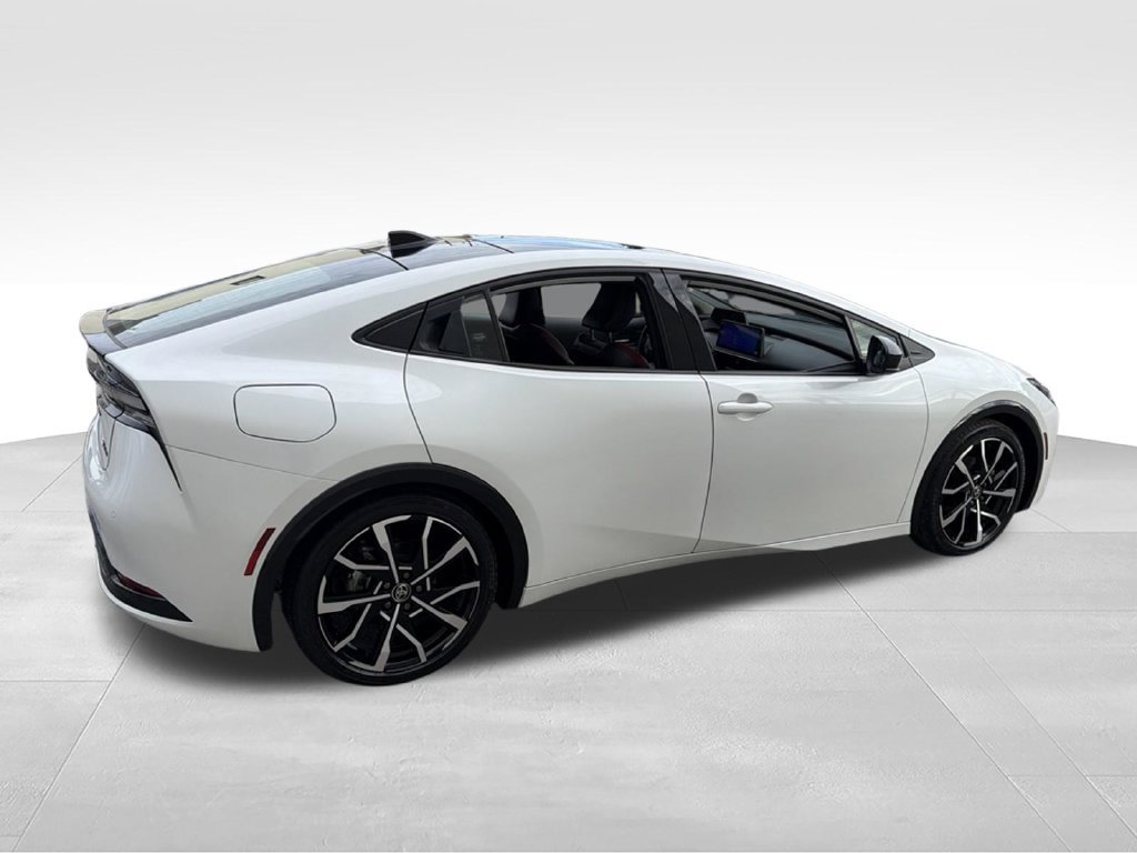 Used 2023 Toyota Prius Prime FWD image 11