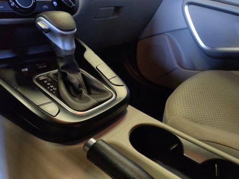 Used 2024 Kia Soul LX w/ Option Group 015 image 26