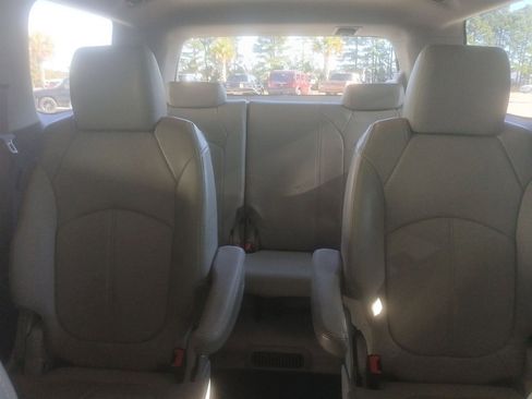 Used 2012 GMC Acadia SLT image 57