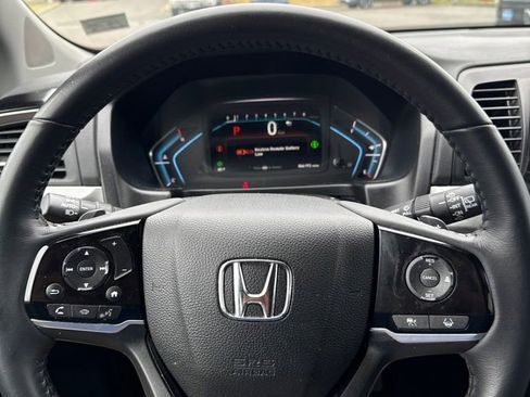 Used 2024 Honda Odyssey Touring image 16