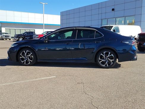 Used 2021 Toyota Camry XSE w/ Navigation Package image 6