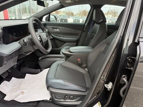 New 2026 Nissan Leaf Platinum+ image 16