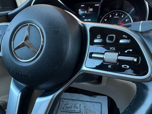 Used 2020 Mercedes-Benz GLC 300 4MATIC w/ Multimedia Package image 35