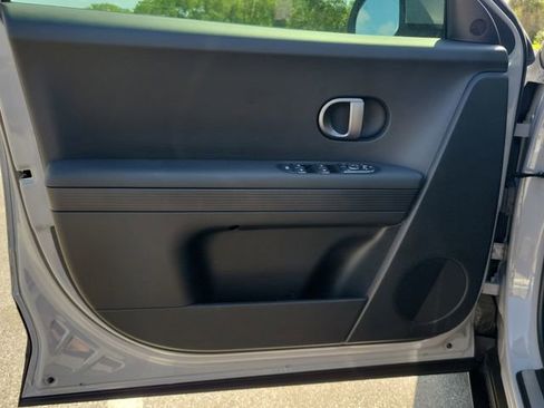 Used 2025 Hyundai Ioniq 5 SEL image 20