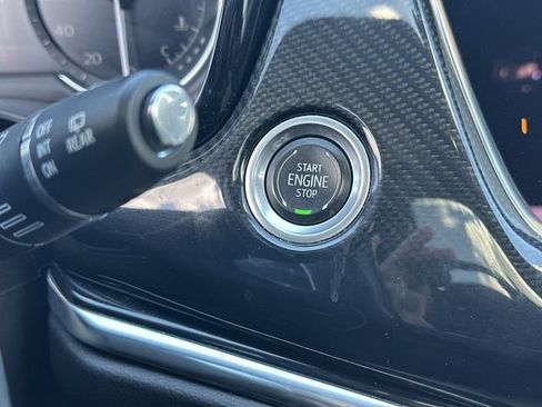 Used 2023 Cadillac XT6 Sport AWD/4WD image 19