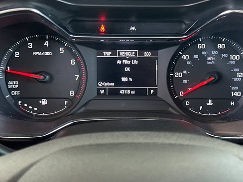 Used 2023 Chevrolet TrailBlazer LT FWD image 32