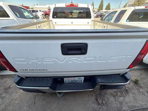 Used 2021 Chevrolet Colorado W/T w/ WT Convenience Package RWD image 5
