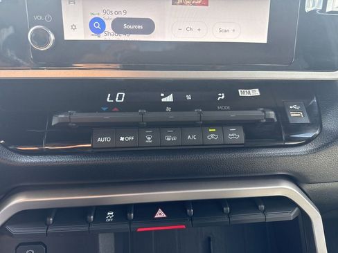 Used 2025 Toyota Tundra SR5 image 18