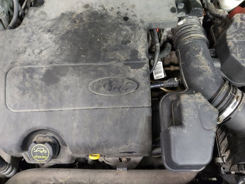 Used 2017 Ford Explorer XLT w/ Equipment Group 202A image 30